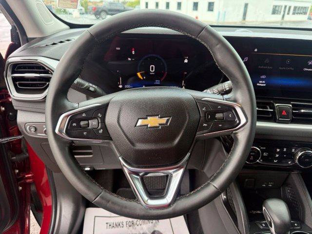 Used 2025 Chevrolet TrailBlazer LT w/ Convenience Package FWD image 10