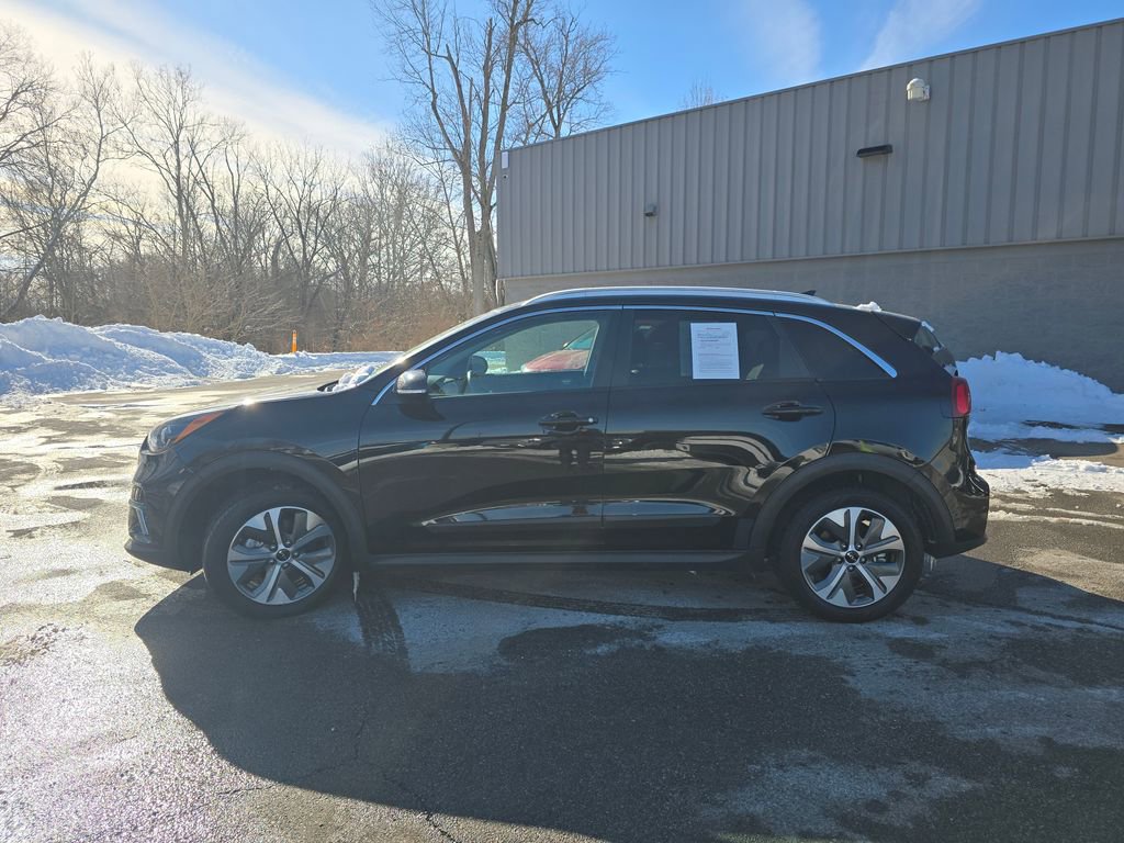 Used 2022 Kia Niro EX Premium image 13