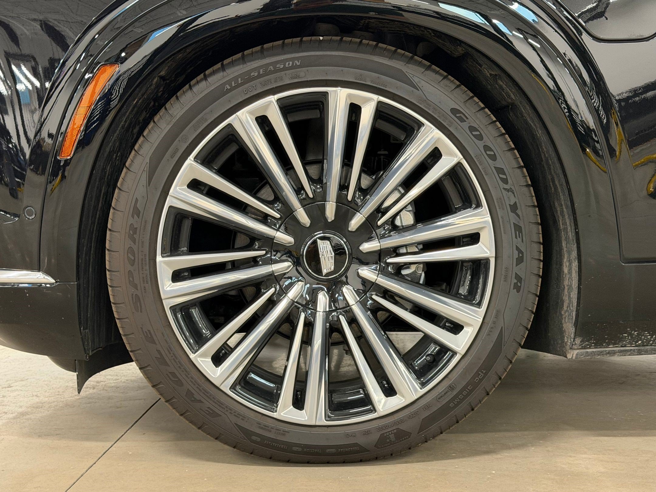 New 2026 Cadillac Vistiq Premium Luxury w/ LPO, Floor Liner Package AWD/4WD image 13