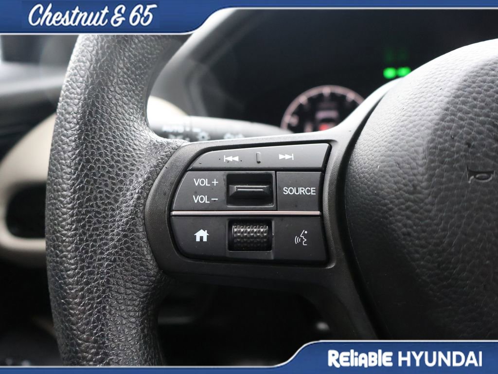 Used 2025 Honda HR-V LX image 26