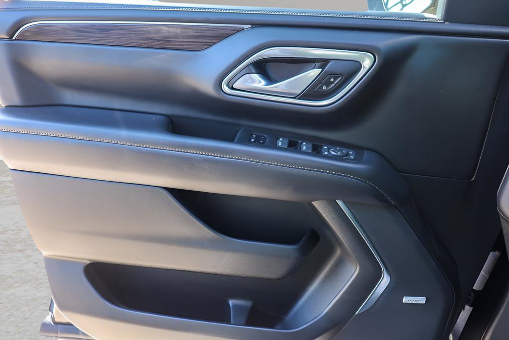 Used 2022 Chevrolet Tahoe Z71 w/ Luxury Package image 35