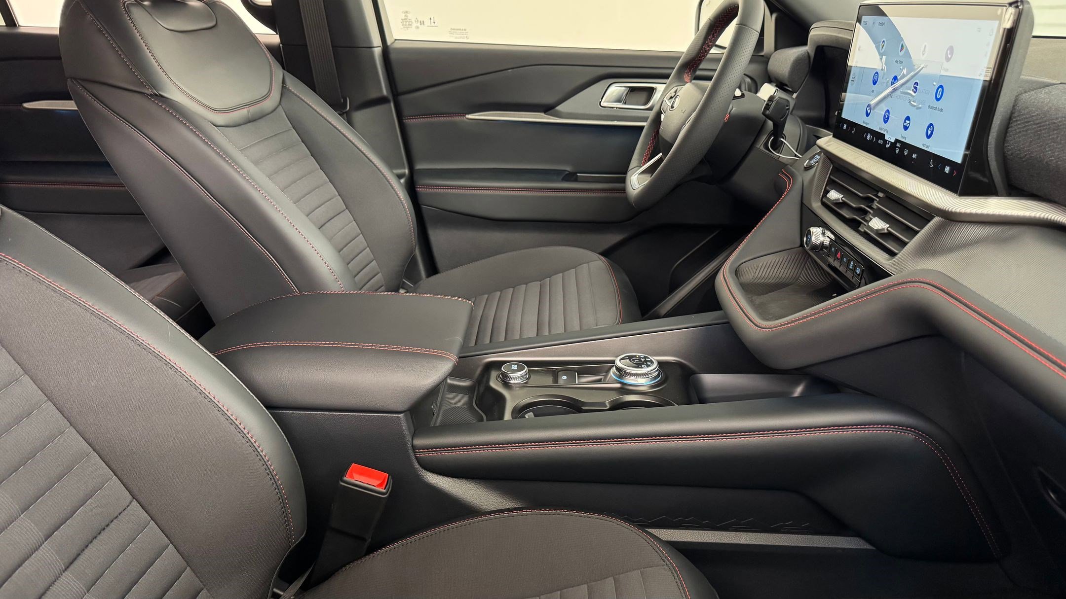 New 2026 Ford Explorer ST-Line w/ Premium Package image 40