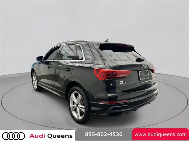 Used 2021 Audi Q3 2.0T Premium w/ Convenience Package image 2
