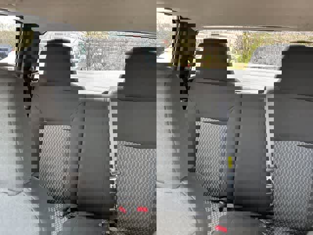 Used 2007 GMC Canyon SLE image 5