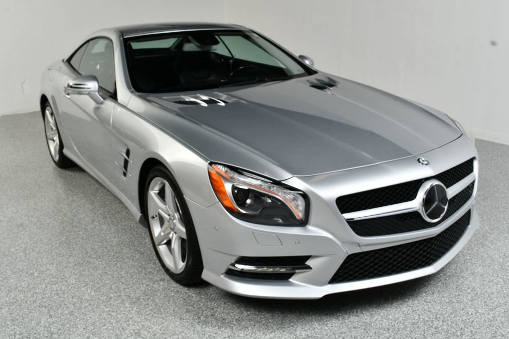 Used 2014 Mercedes-Benz SL 550 image 8