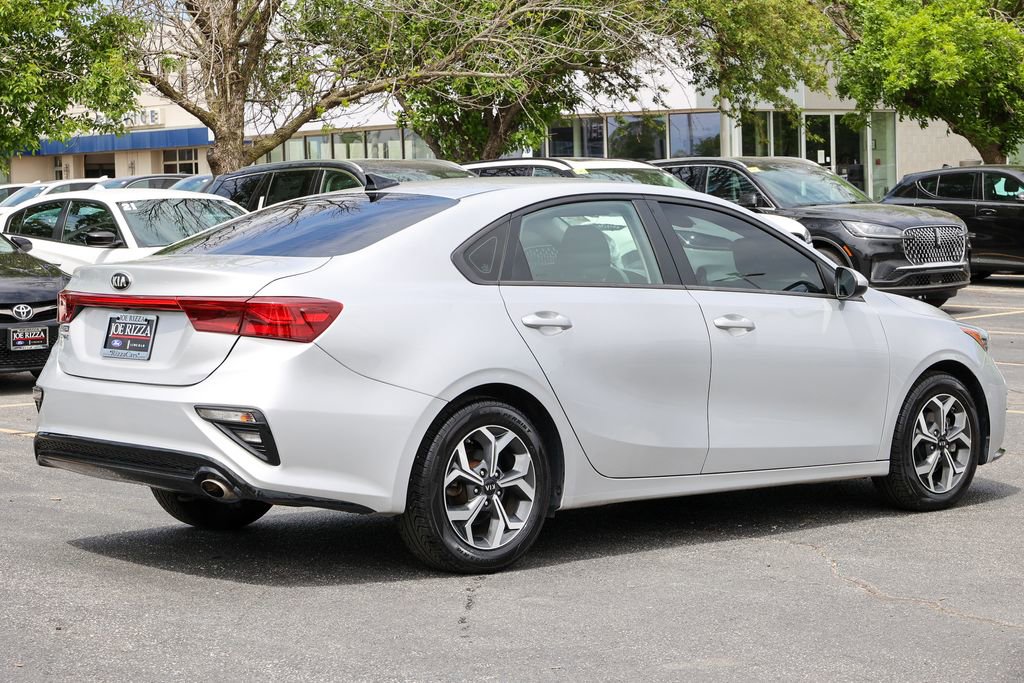 Used 2021 Kia Forte LXS FWD image 25