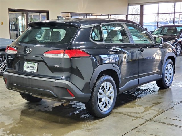 Used 2022 Toyota Corolla Cross L image 4