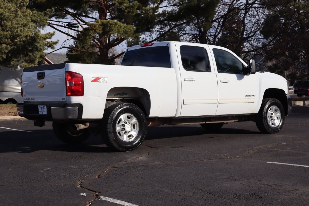 Used 2010 Chevrolet Silverado 2500 LTZ w/ Suspension Package, Off-Road image 5