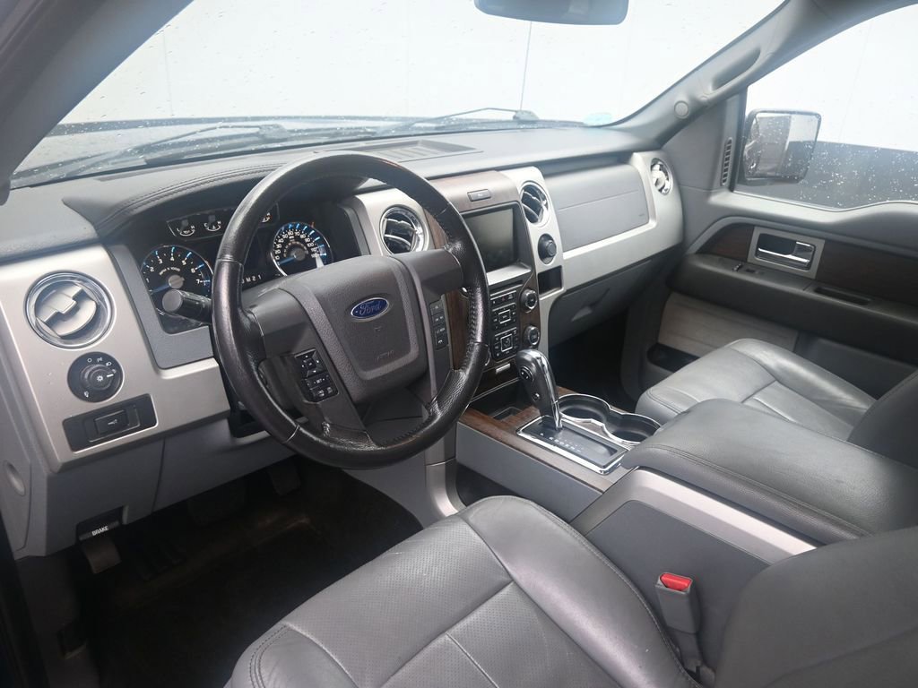 Used 2014 Ford F150 Lariat w/ Lariat Chrome Package image 20