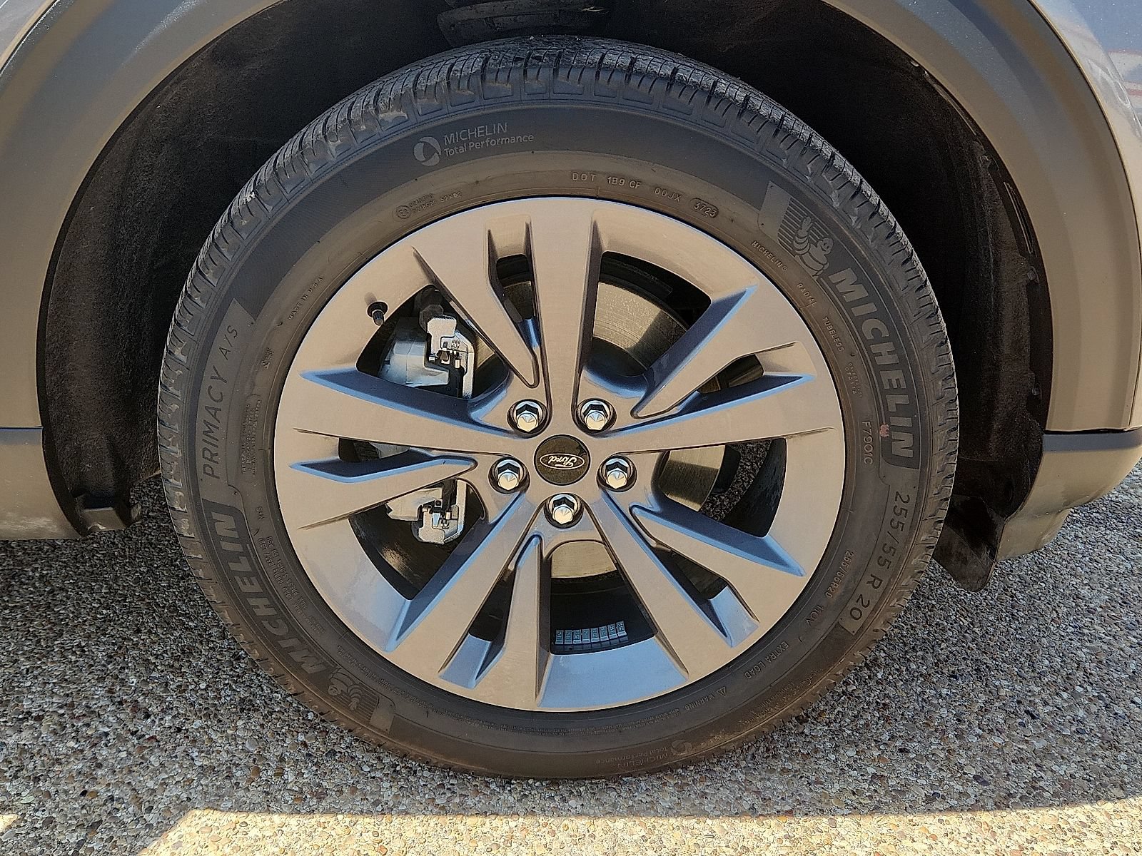 Used 2023 Ford Explorer XLT w/ Equipment Group 202A RWD image 7