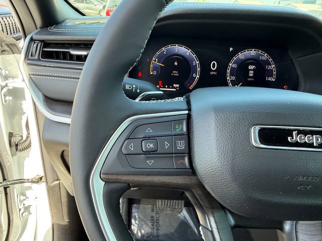 New 2026 Jeep Grand Cherokee Laredo image 18