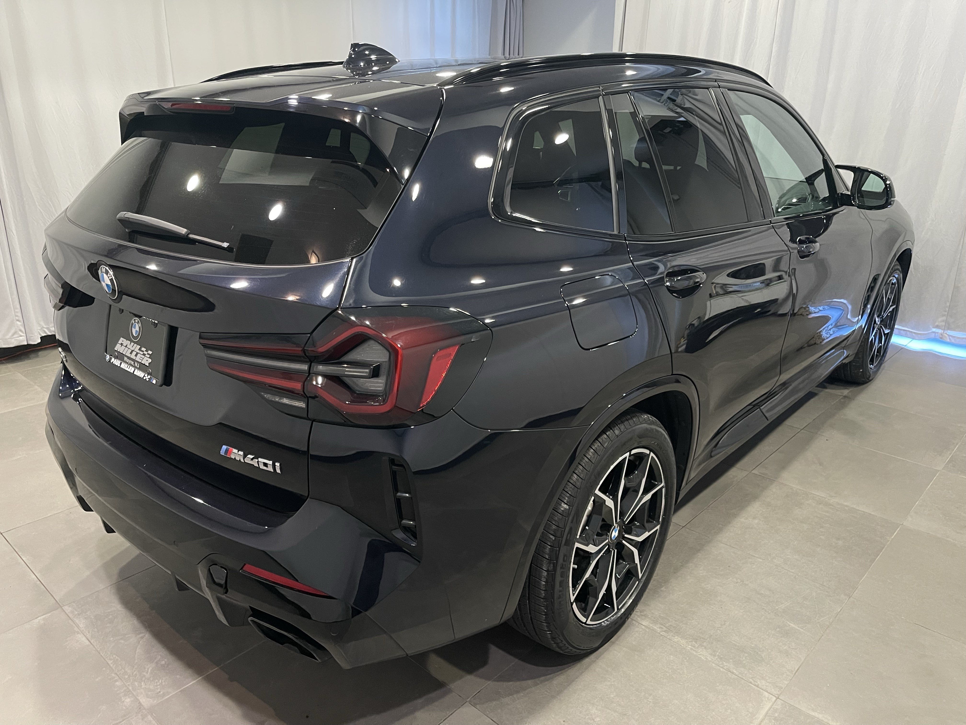 Certified 2024 BMW X3 M40i w/ Shadowloine Package AWD/4WD image 6