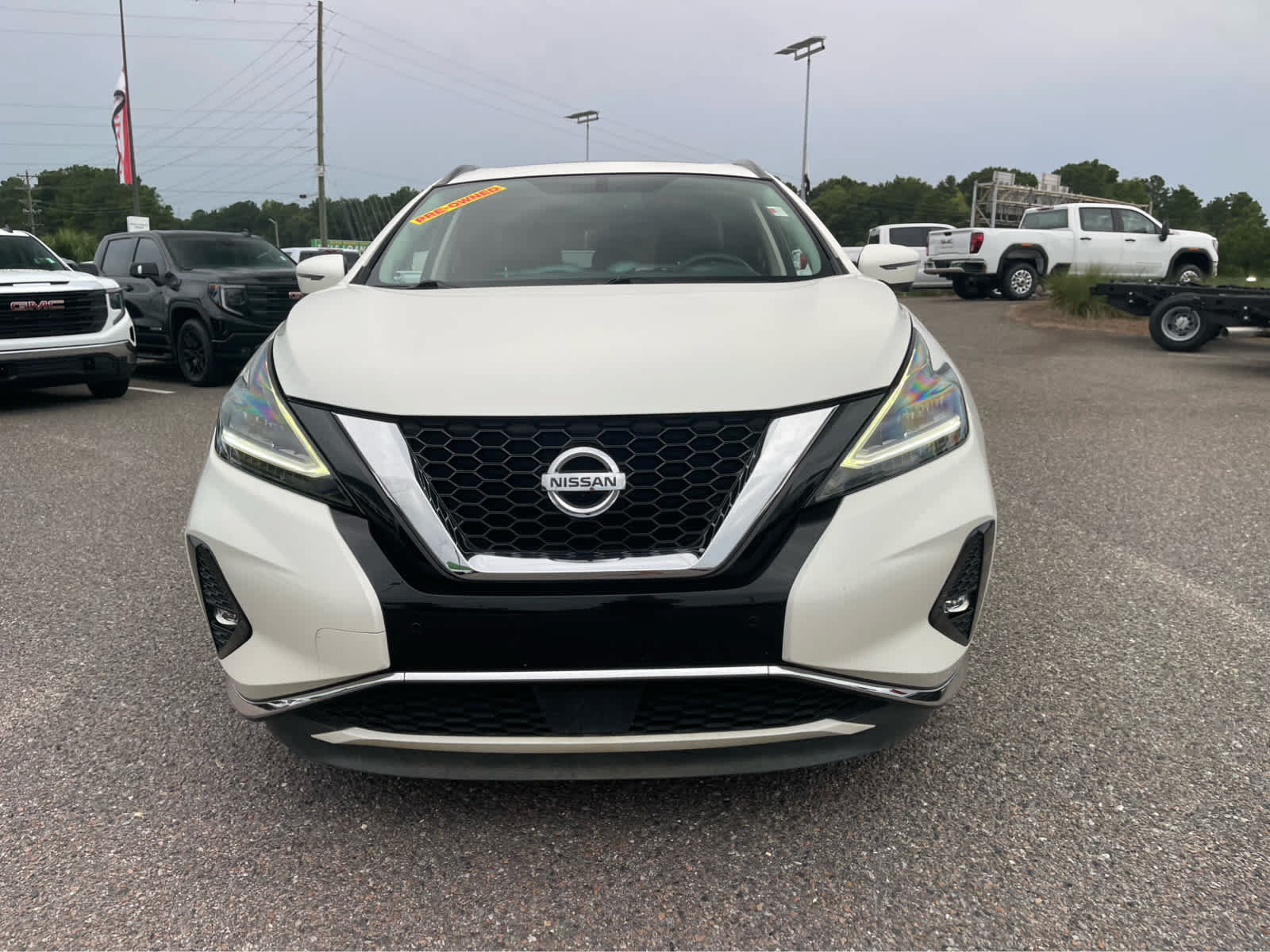 Used 2019 Nissan Murano SV w/ Premium Package FWD image 2