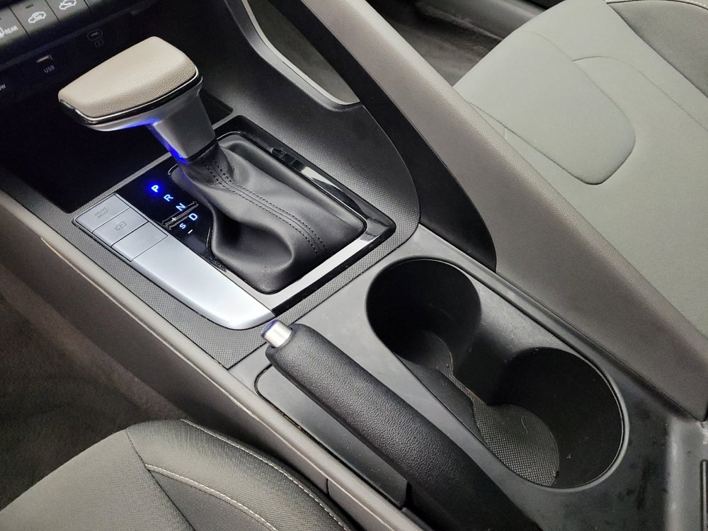 Used 2024 Hyundai Elantra SEL FWD image 26