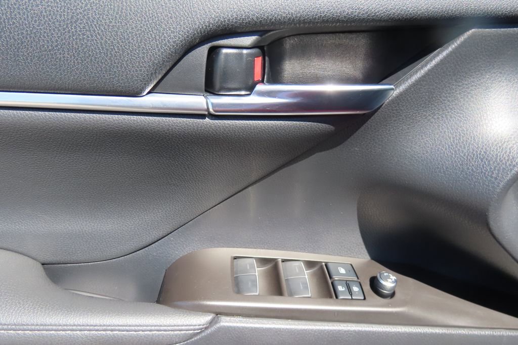 Certified 2022 Toyota Camry XSE image 22