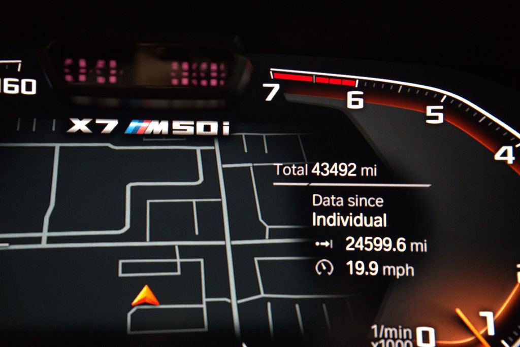 Used 2022 BMW X7 M50i AWD/4WD image 36
