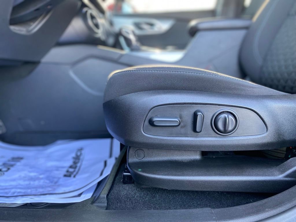 Used 2021 Chevrolet Blazer LT image 21