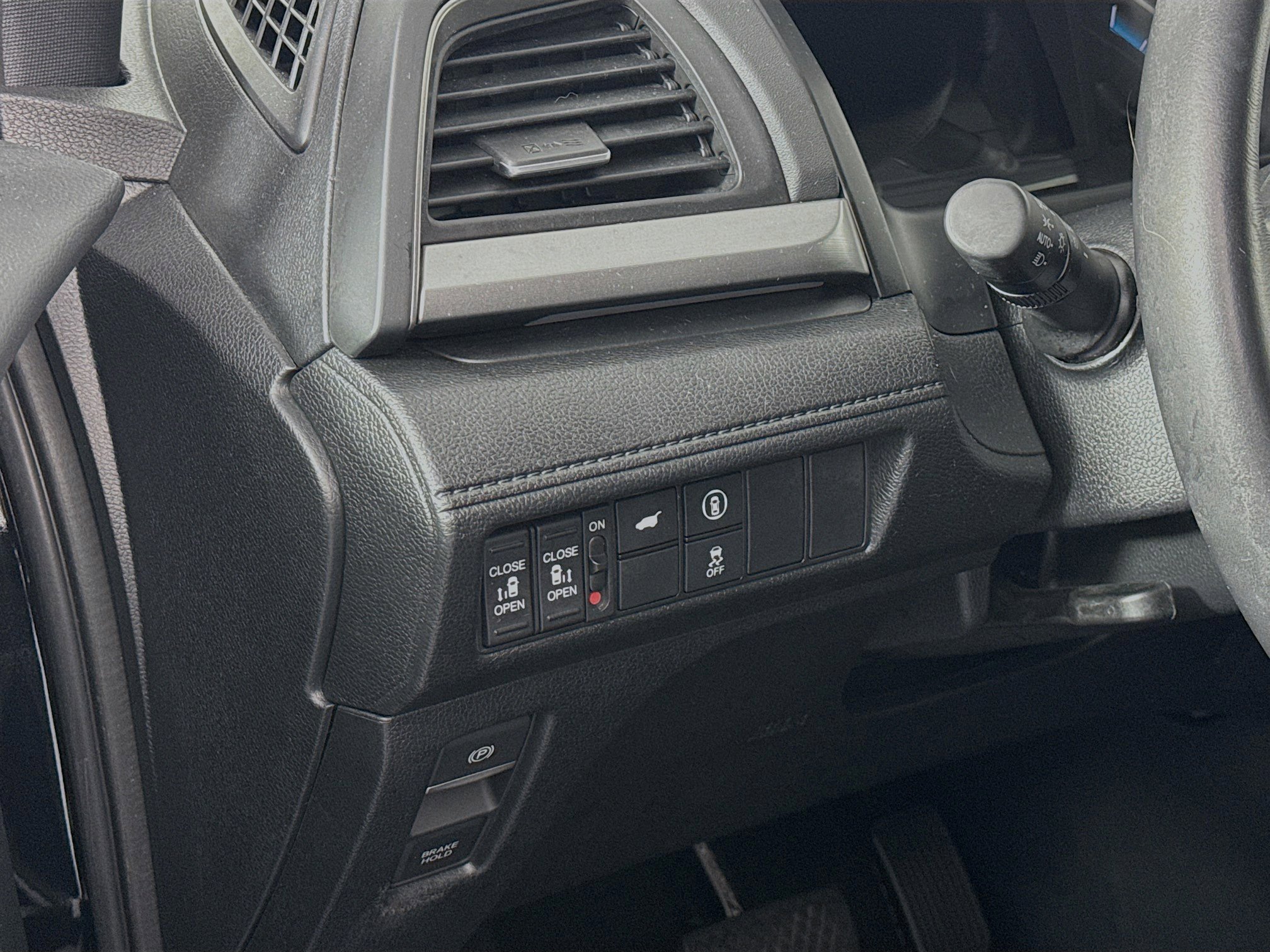 Certified 2024 Honda Odyssey Sport image 10