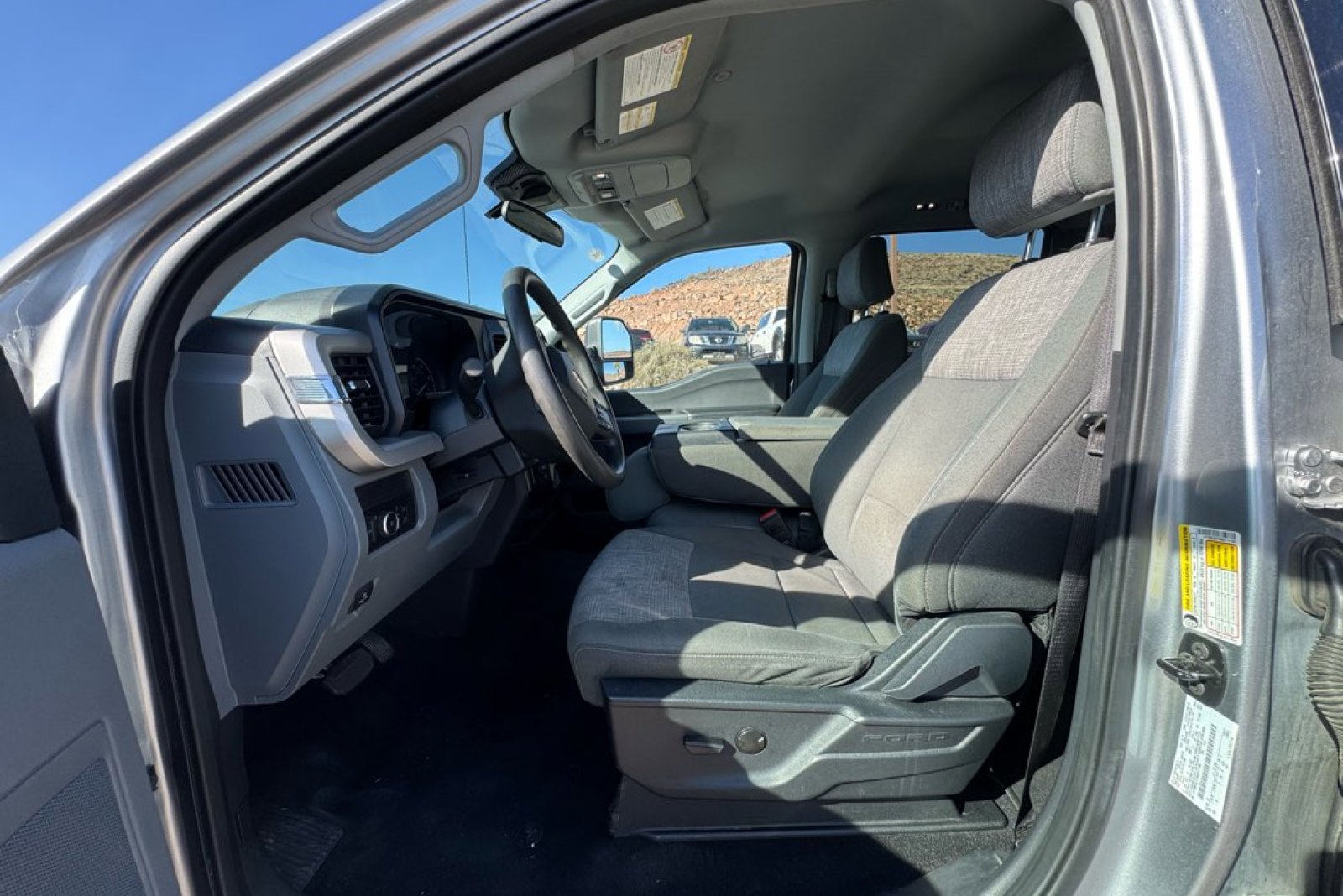 Used 2024 Ford F350 XLT image 9