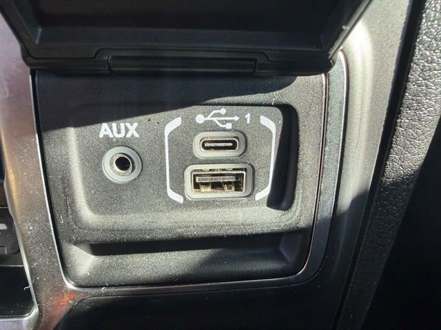 Used 2024 Jeep Wrangler Sport S image 25