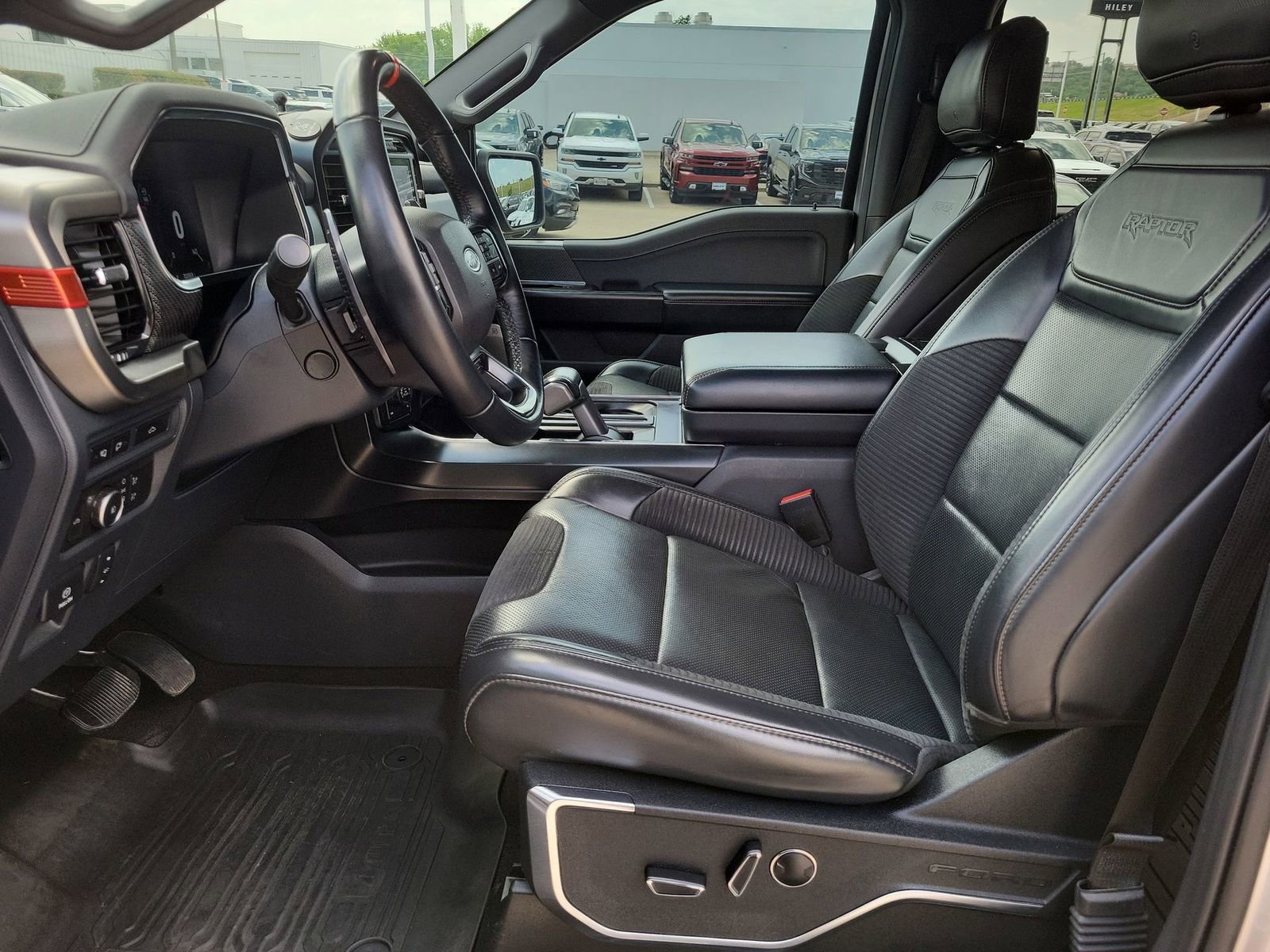 Used 2021 Ford F150 Raptor w/ Equipment Group 801A High AWD/4WD image 19