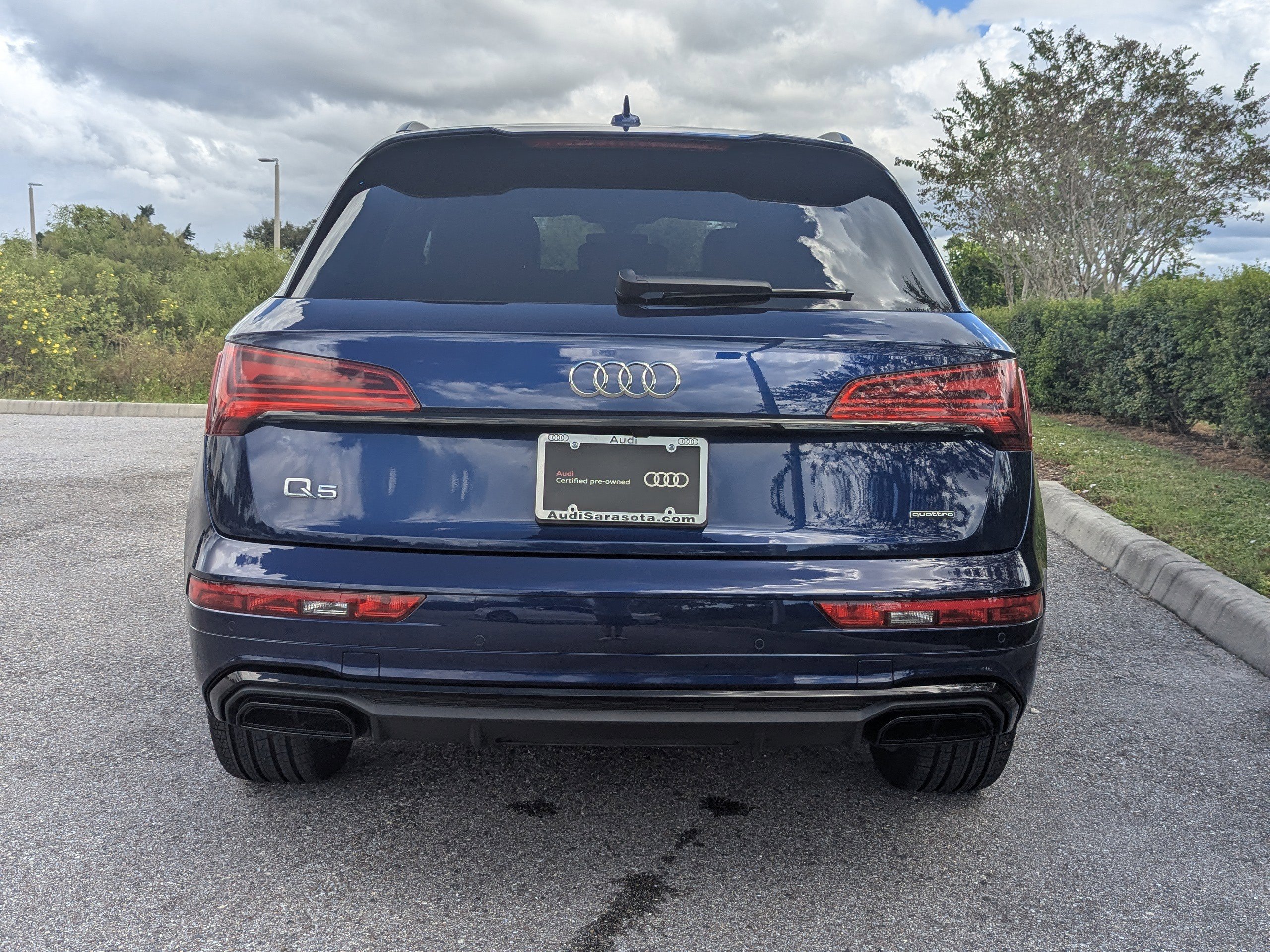 Certified 2025 Audi Q5 2.0T Premium w/ Convenience Plus Package image 5