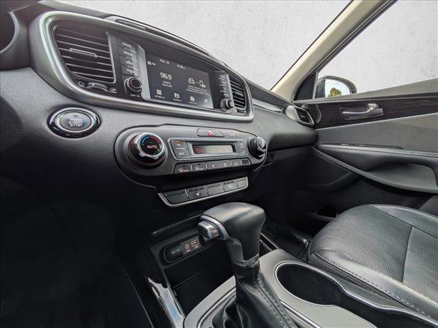 Used 2019 Kia Sorento EX image 12