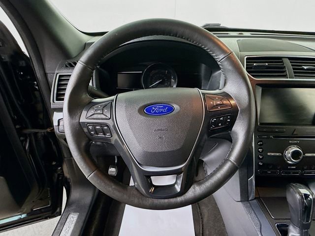 Used 2016 Ford Explorer Limited AWD/4WD image 13
