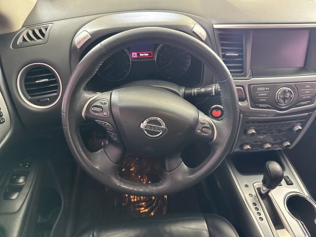 Used 2017 Nissan Pathfinder SL FWD image 28
