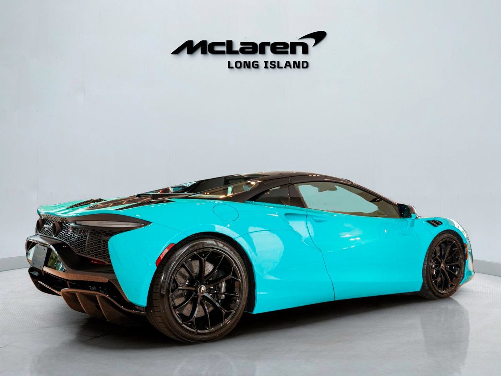 New 2026 McLaren Artura Spider RWD image 9