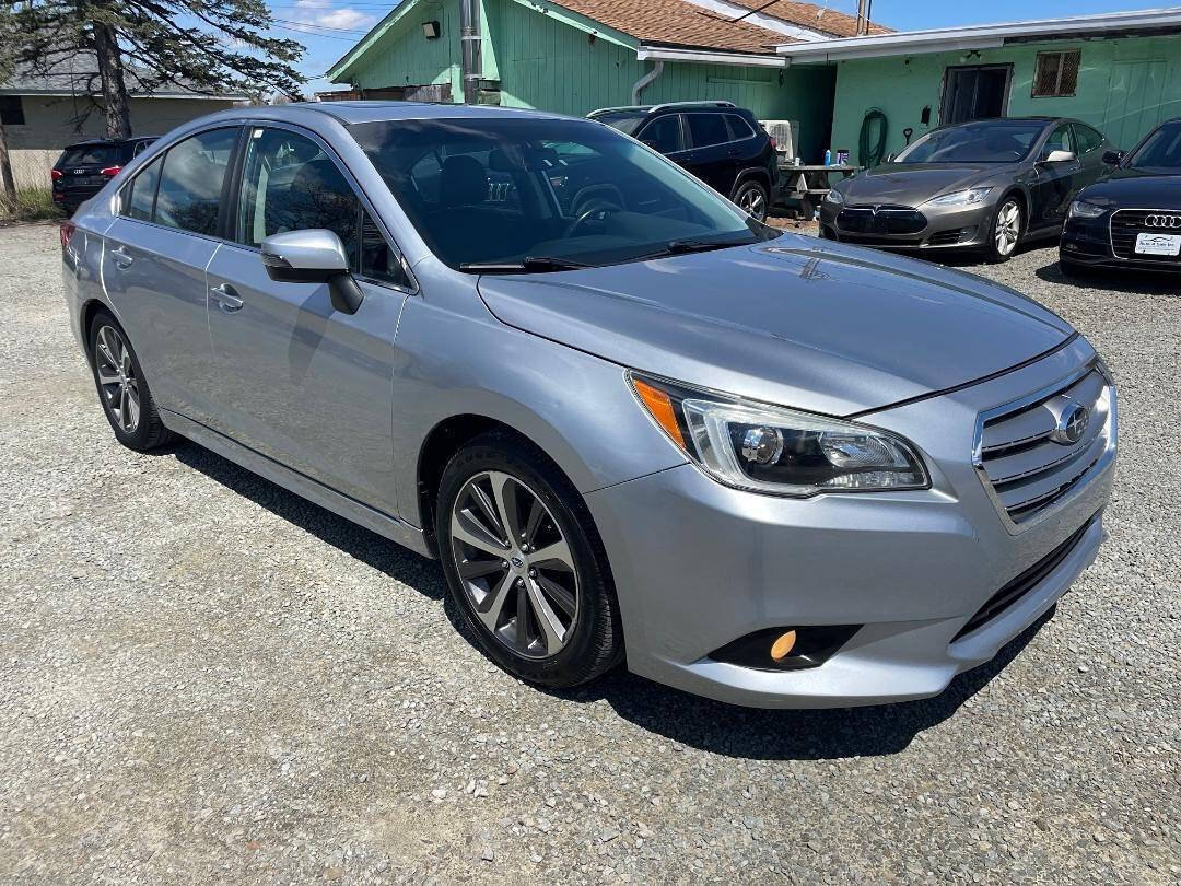 Used 2017 Subaru Legacy 2.5i Limited AWD/4WD image 4