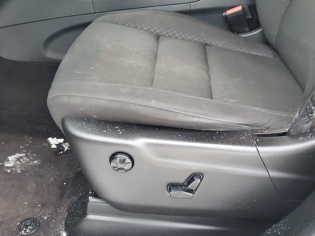 Used 2018 Jeep Grand Cherokee Laredo image 12