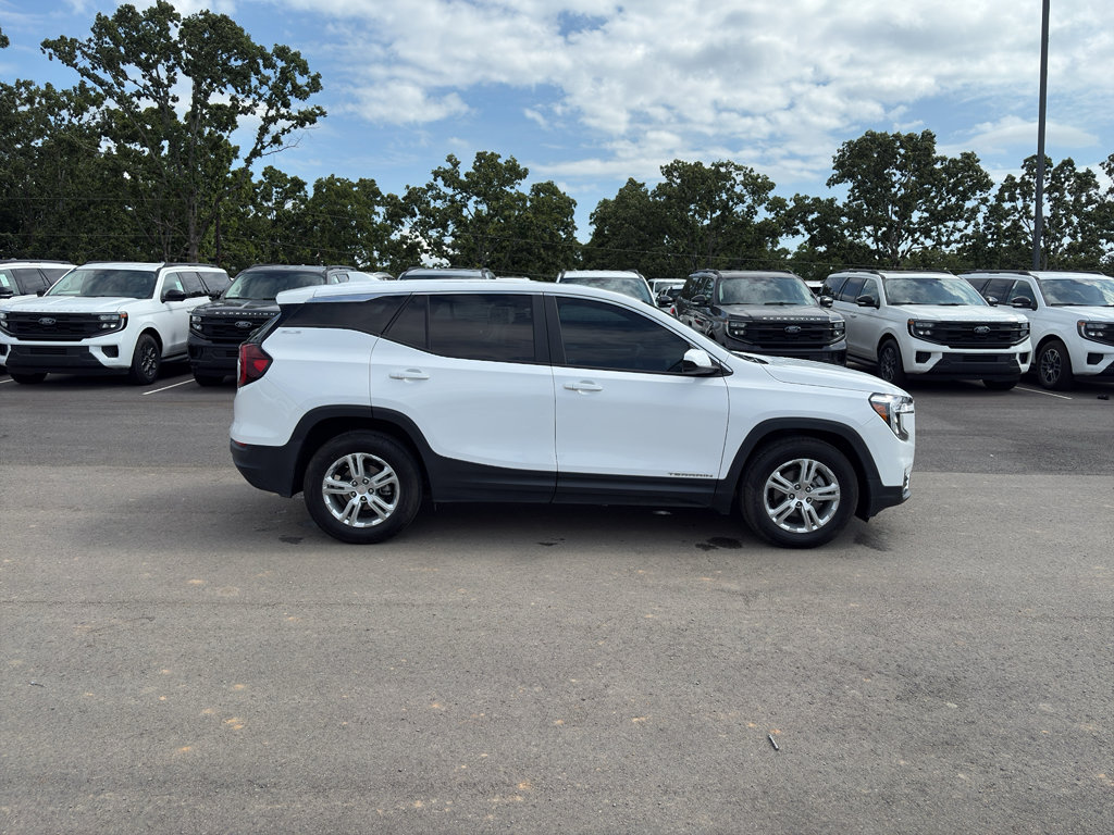 Used 2022 GMC Terrain SLE FWD image 5