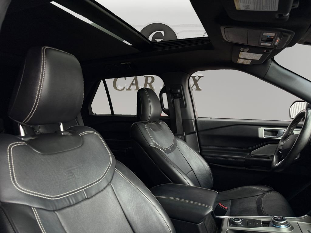 Used 2020 Ford Explorer ST w/ ST Street Pack image 14