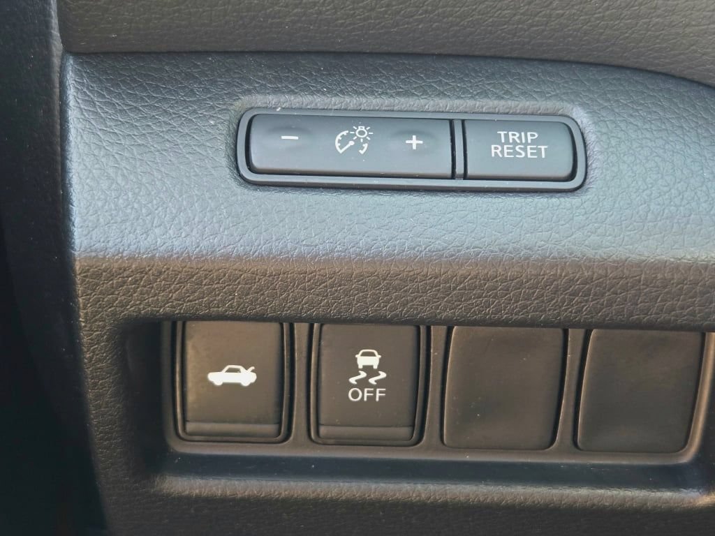 Used 2018 Nissan Altima 2.5 SR FWD image 27