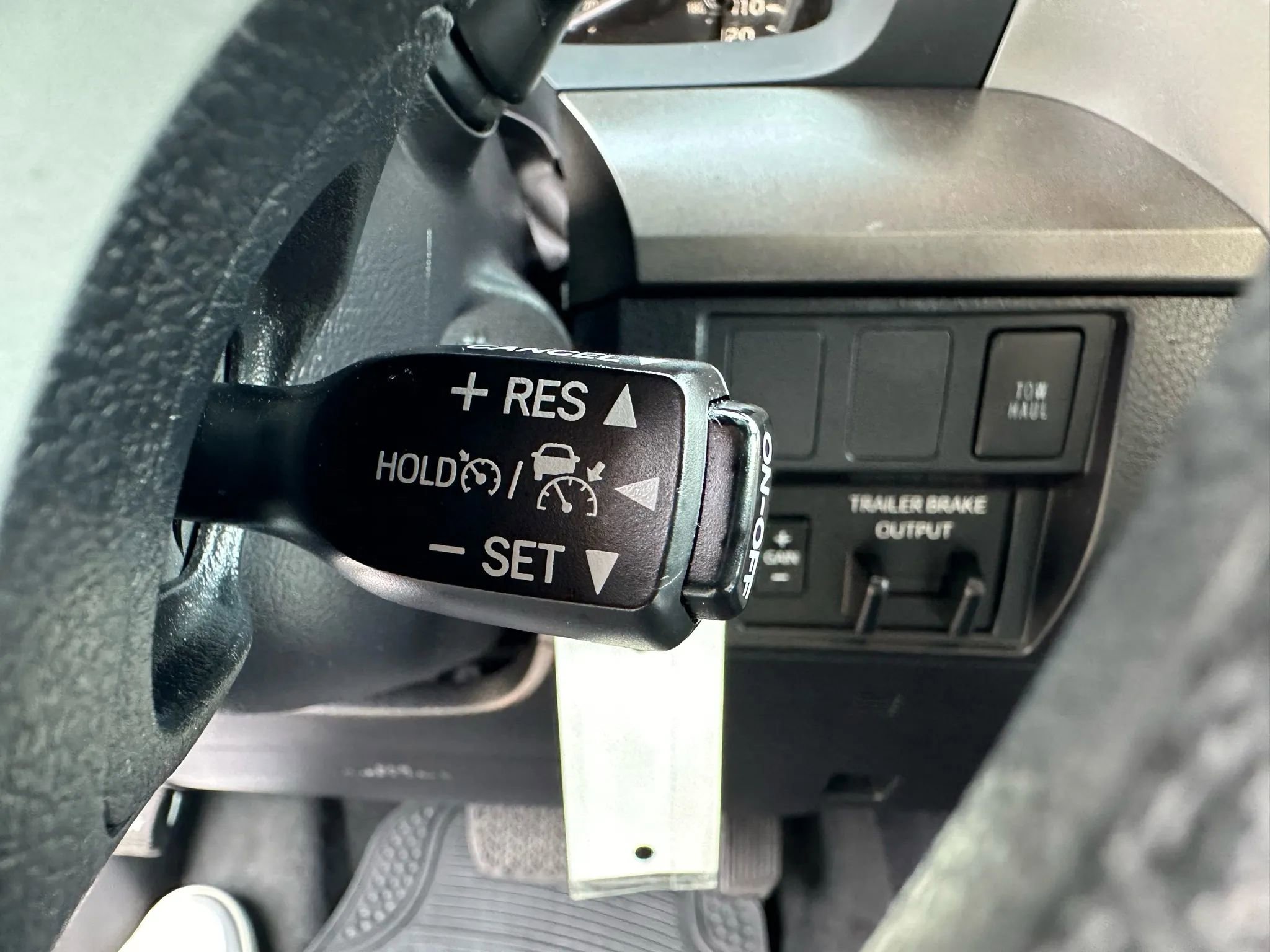 Used 2020 Toyota Tundra SR5 w/ SR5 Upgrade Package image 41