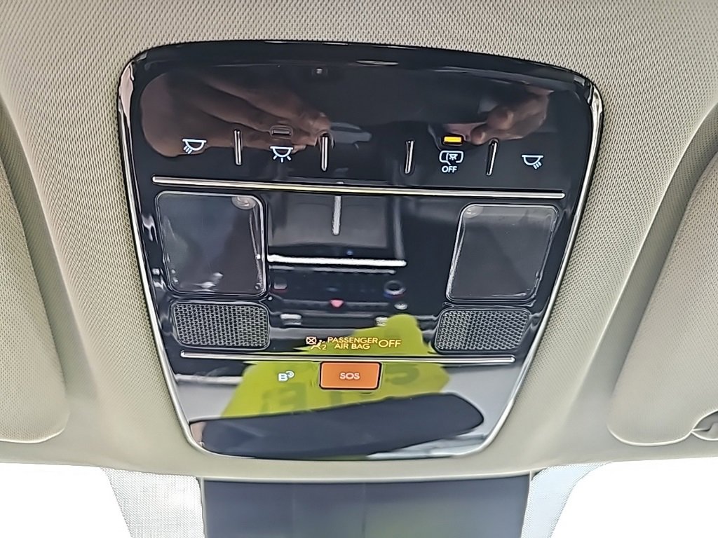 Certified 2025 Hyundai Santa Fe SEL image 25