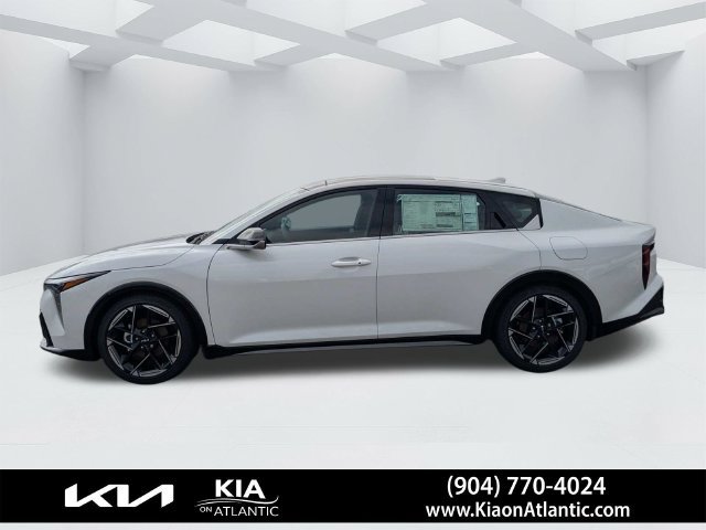 New 2026 Kia K4 GT-Line w/ GT-Line Premium Package FWD image 6