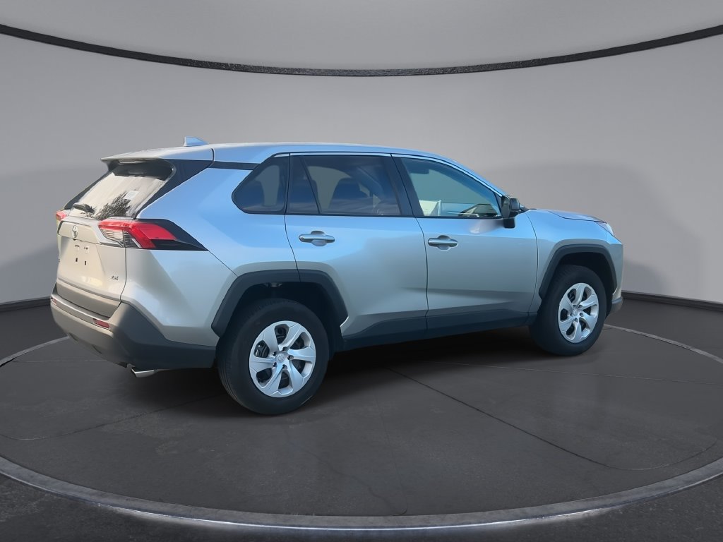 Used 2025 Toyota RAV4 LE FWD image 2