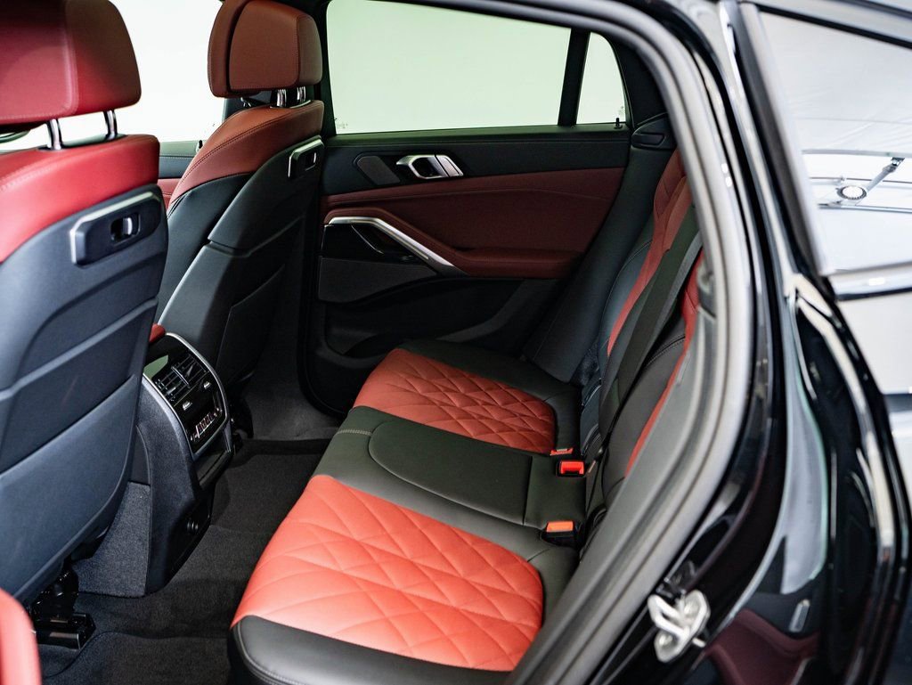New 2026 BMW X6 xDrive40i image 35