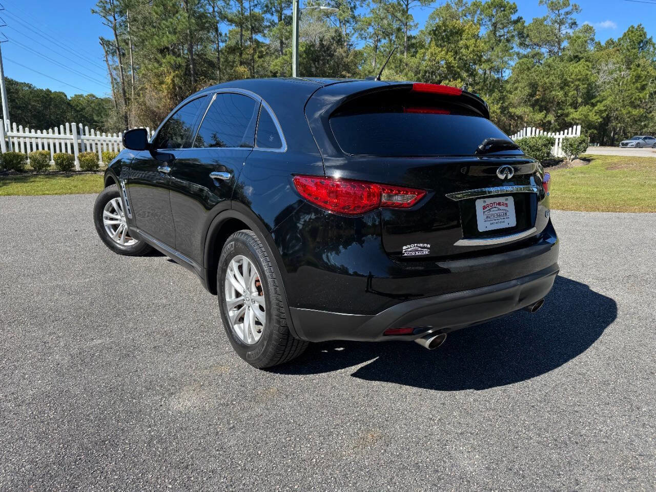 Used 2017 INFINITI QX70 2WD image 30