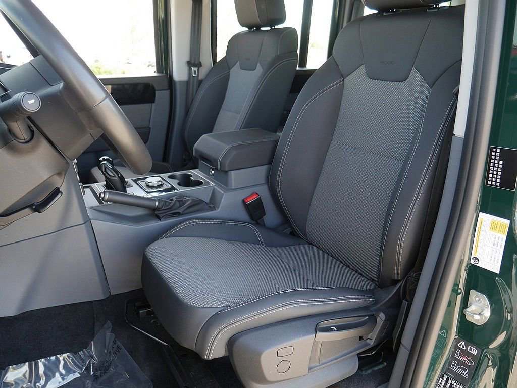 Used 2024 INEOS Grenadier AWD/4WD image 13