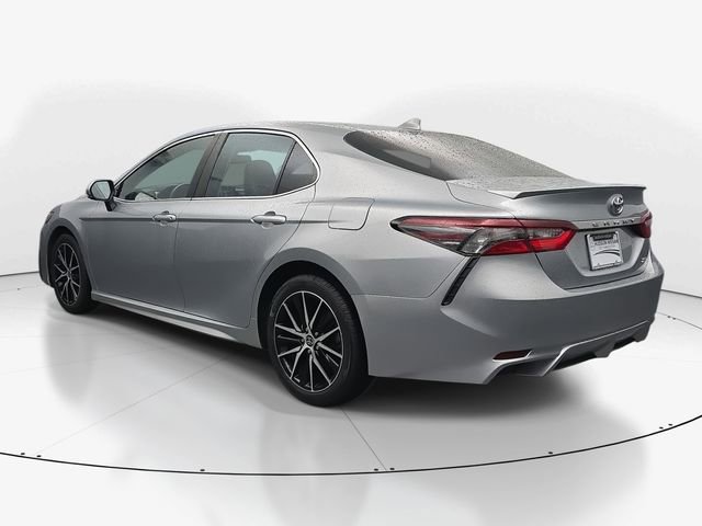Used 2023 Toyota Camry SE image 7