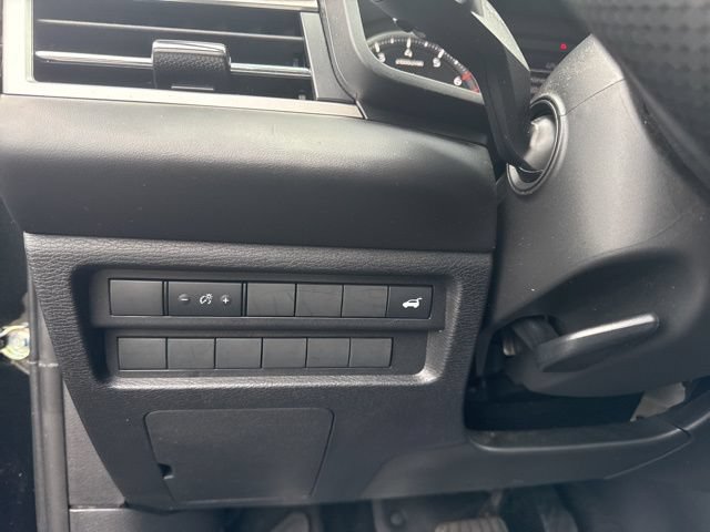 Used 2024 Mitsubishi Outlander SE AWD/4WD image 52