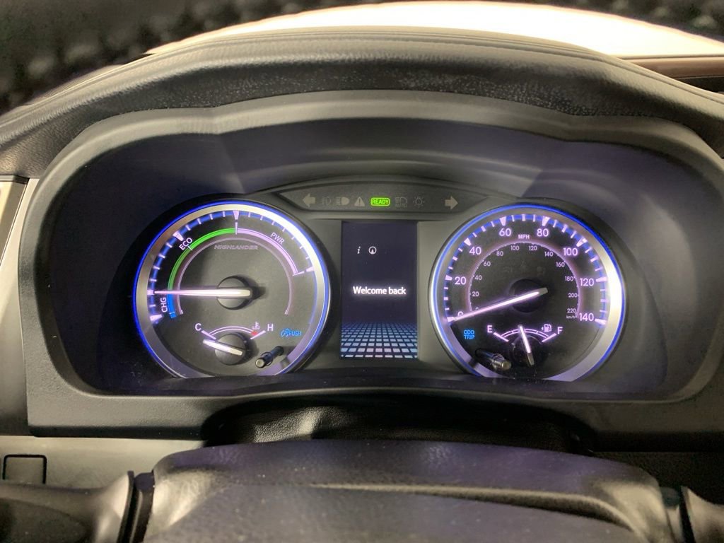 Used 2019 Toyota Highlander XLE AWD/4WD image 19