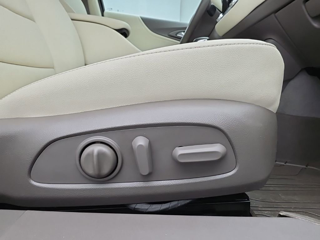 Certified 2023 Chevrolet Malibu LT image 46