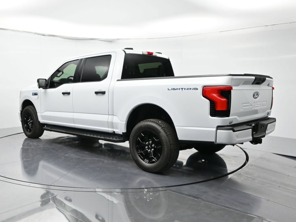 New 2025 Ford F150 Lightning XLT image 8