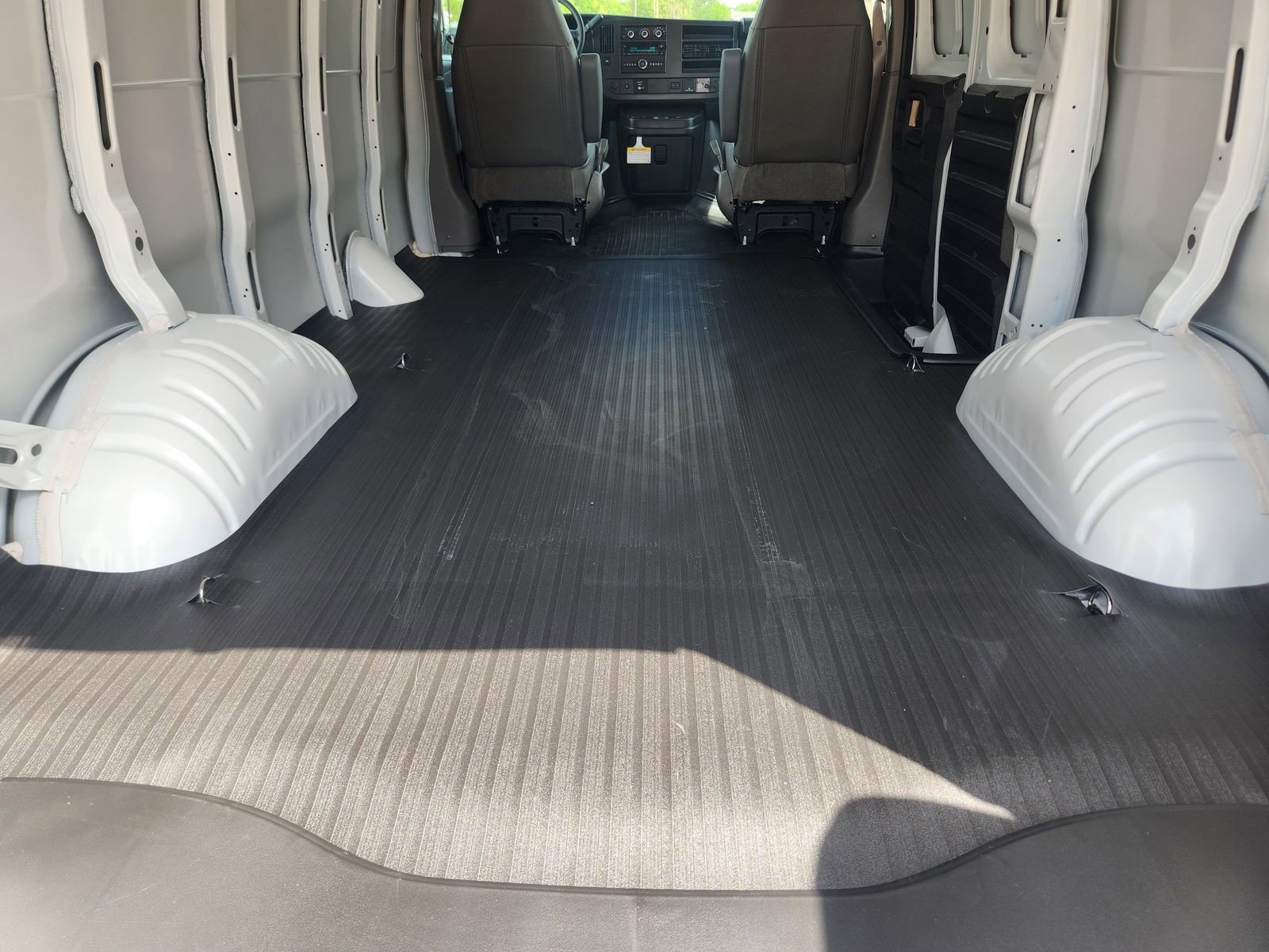 New 2026 Chevrolet Express 2500 w/ Driver Convenience Package image 25