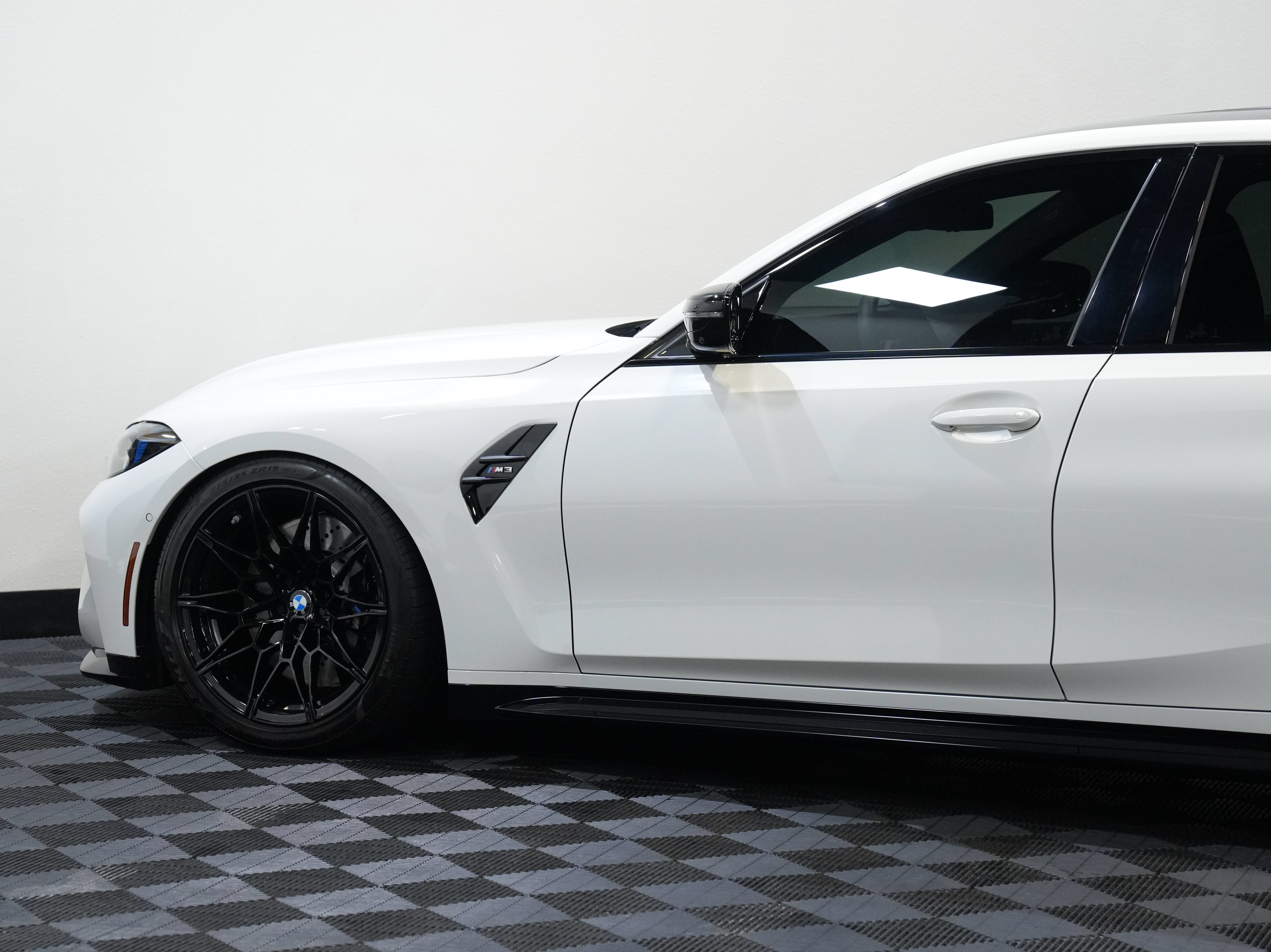 Used 2026 BMW M3 w/ Executive Package RWD image 19