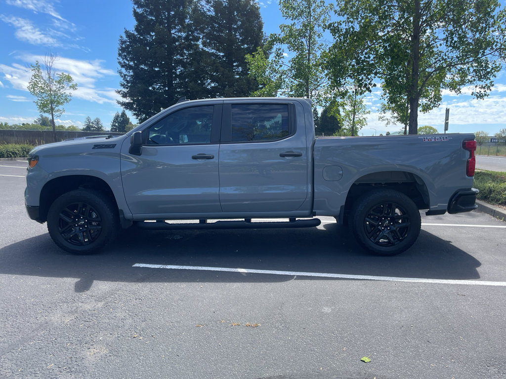 Used 2024 Chevrolet Silverado 1500 Custom Trail Boss w/ Turbomax Blackout Package image 13